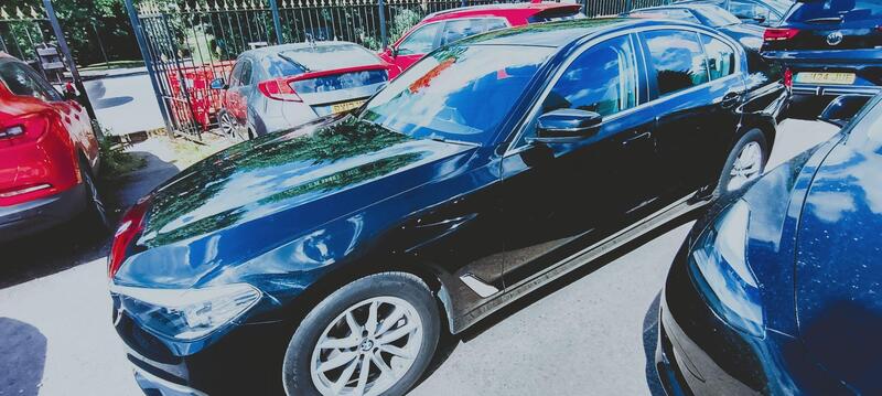 BMW 5 Series view 5
