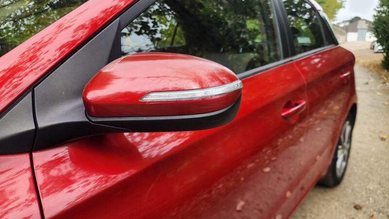 2015 Hyundai i20 — photo 20