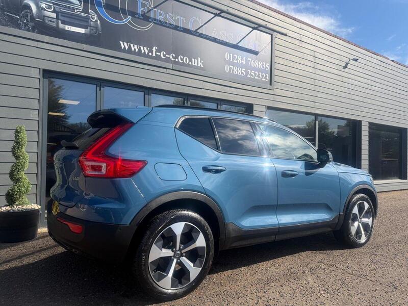 Volvo XC40 view 7