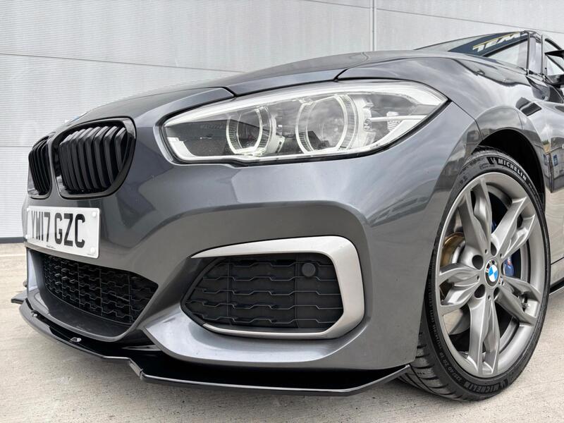 BMW 1 Series view 6