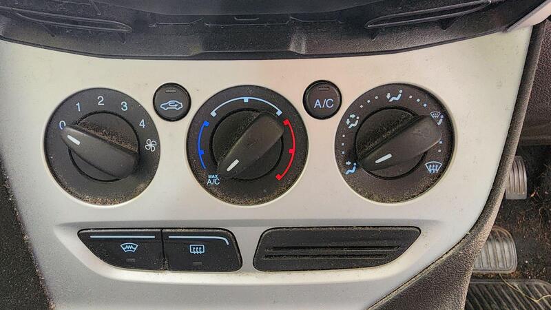 2014 Ford Focus — photo 22