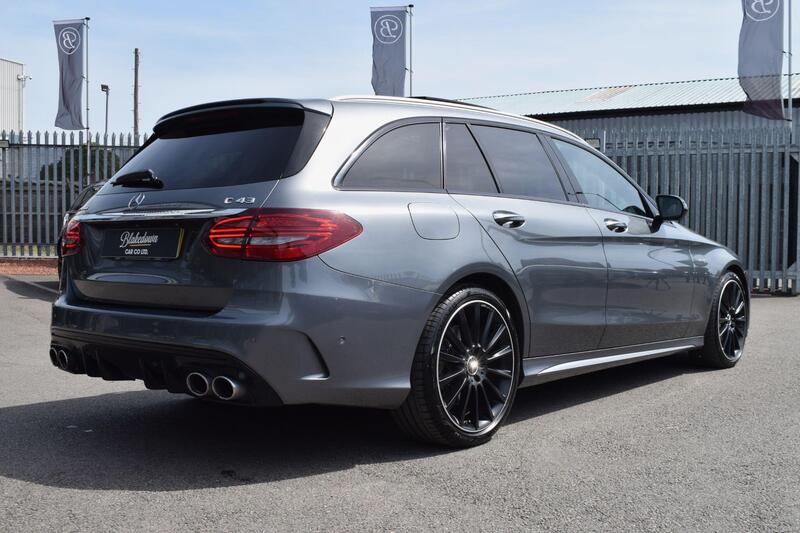 Mercedes-Benz C Class view 7
