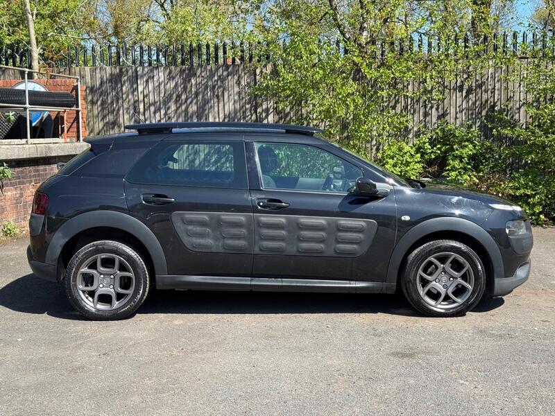 Citroen C4 Cactus view 5