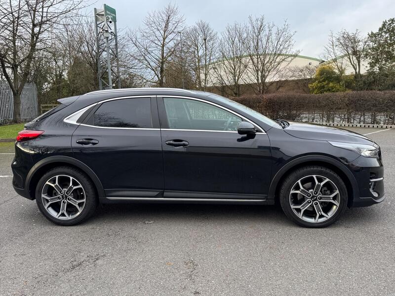 Kia Xceed view 4