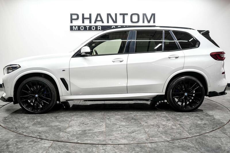 BMW X5 view 3
