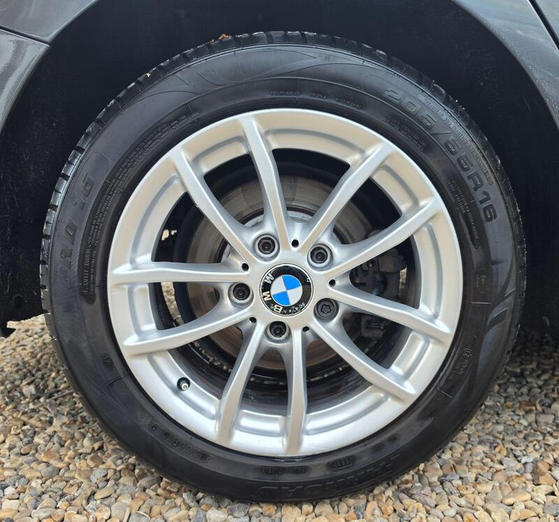 BMW 1 Series 1.6 116i SE Auto Euro 5 (s/s) 5dr thumbnail 19