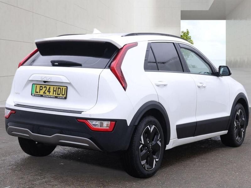 Kia Niro view 4