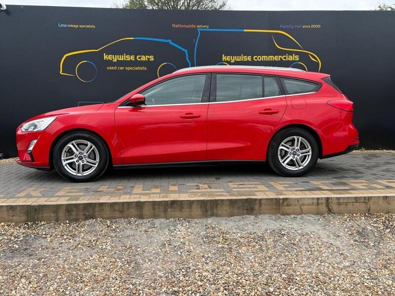 Ford Focus view 2