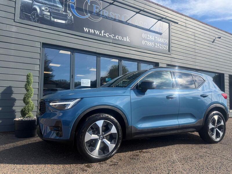 Volvo XC40 view 6