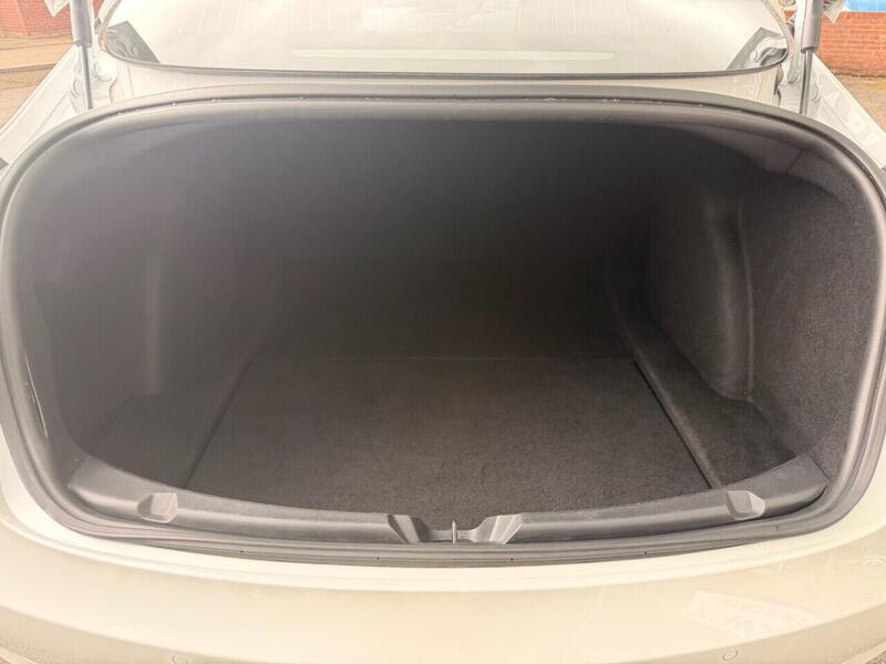 Tesla Model 3 view 6