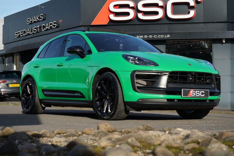 Porsche Macan view 4