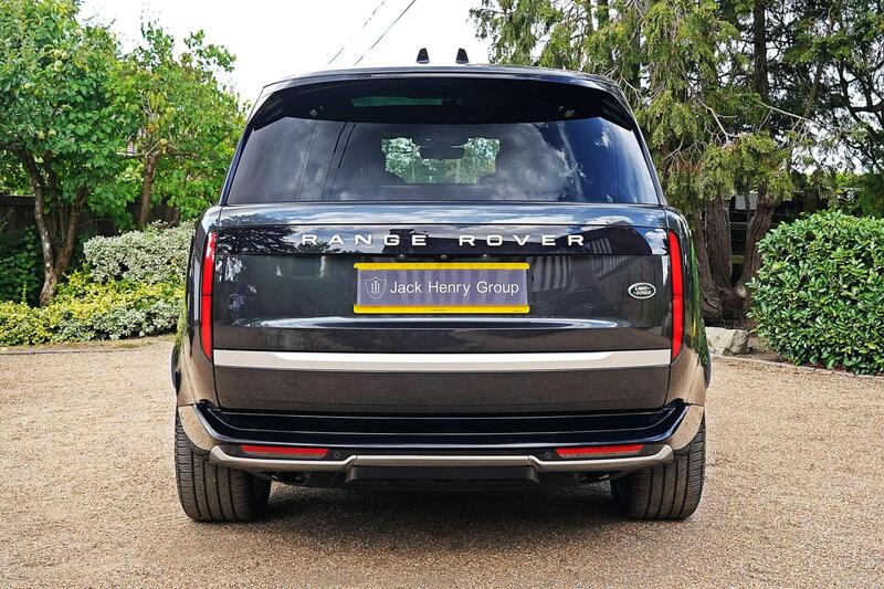 Land Rover Range Rover view 5