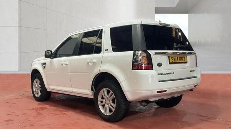 Land Rover Freelander 2 view 3