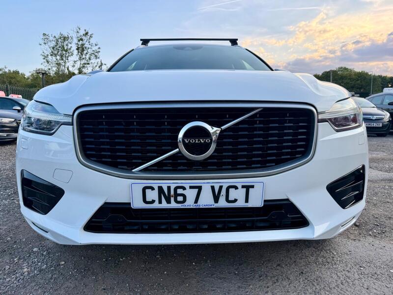 Volvo XC60 view 2