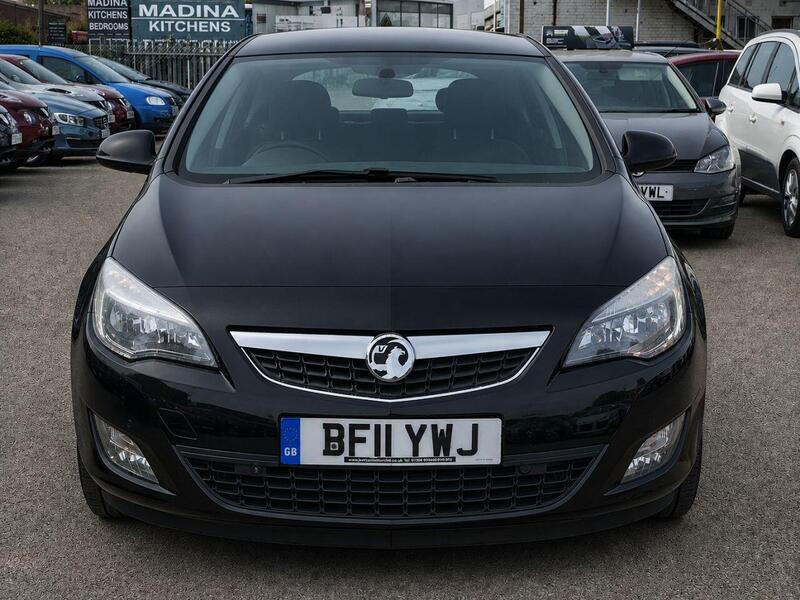 Vauxhall Astra view 2