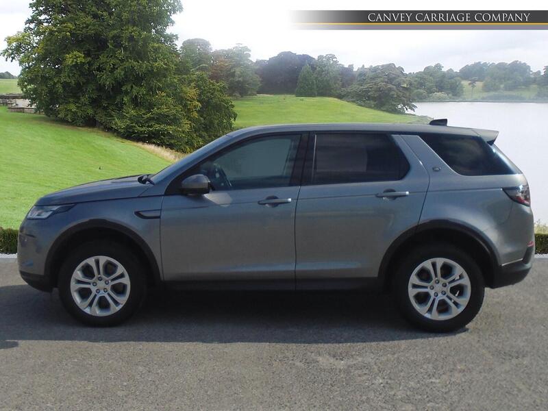Land Rover Discovery Sport view 6
