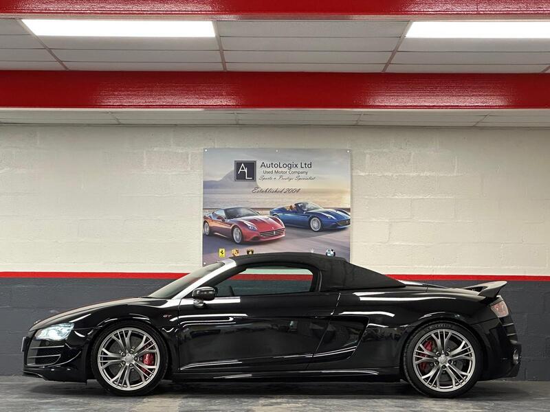 Audi Audi R8 view 3