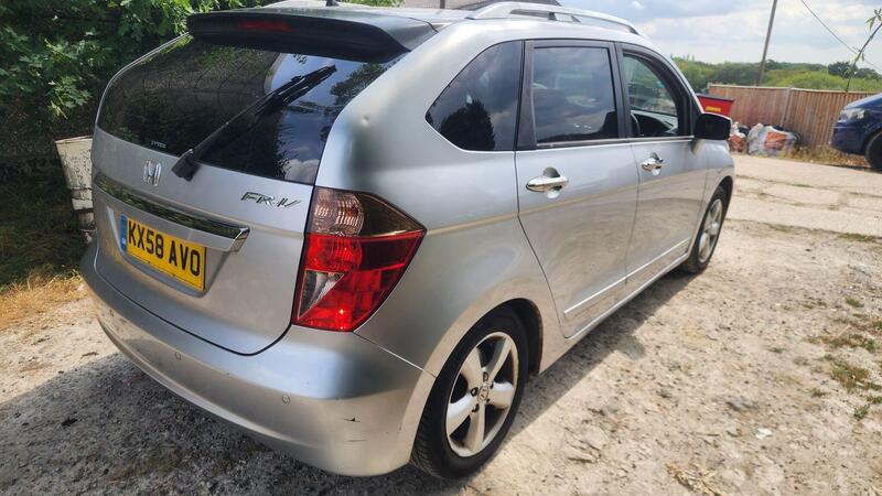 2008 Honda FR-V — photo 6