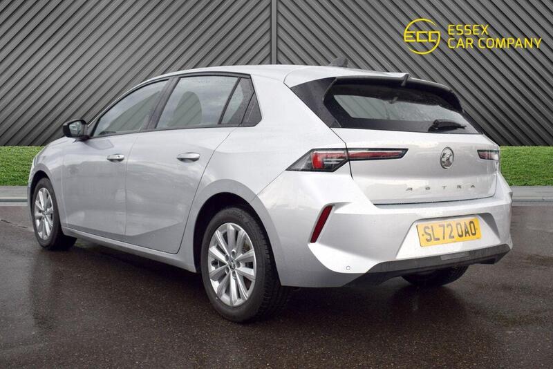 Vauxhall Astra view 6