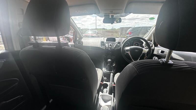 2014 Ford Fiesta — photo 20