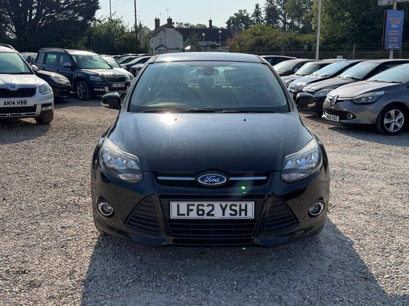 Ford Focus view 4