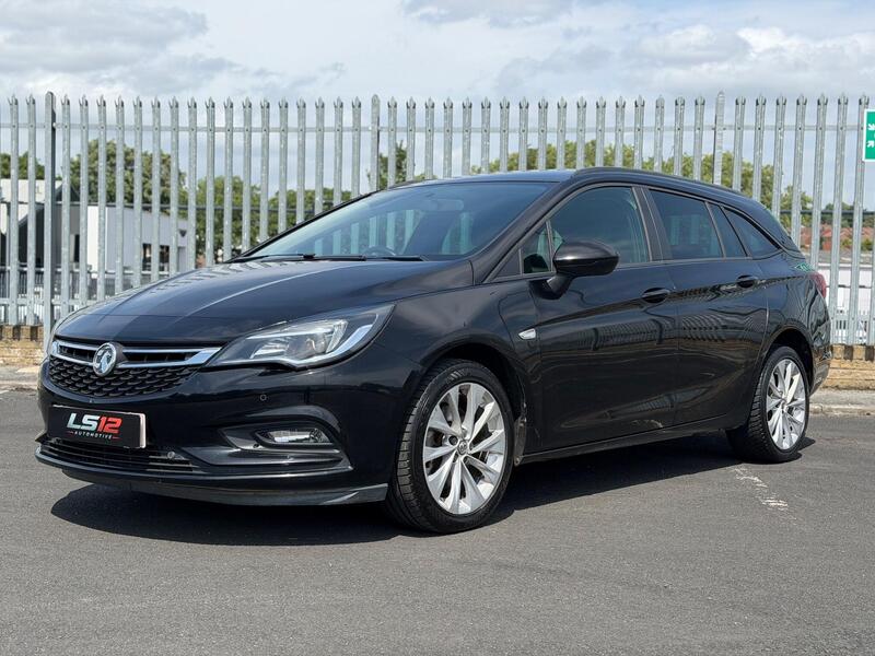 Vauxhall Astra view 3