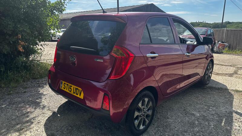 2015 Kia Picanto — photo 5