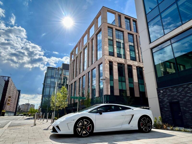 Lamborghini Gallardo view 4