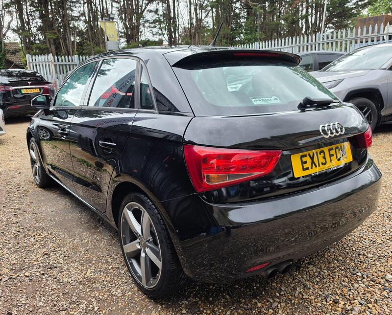 Audi A1 1.4 TFSI Sport Sportback Euro 5 (s/s) 5dr thumbnail 5