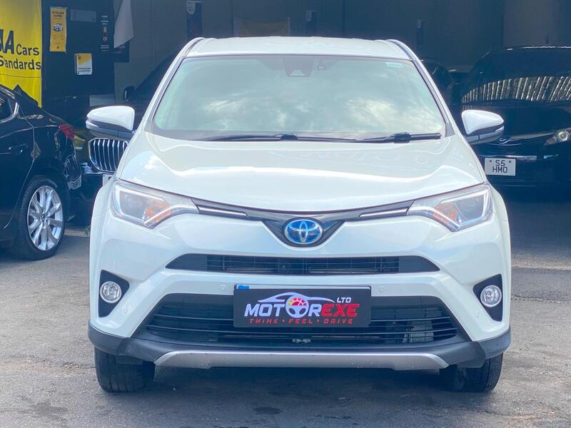 Toyota Rav4 view 3
