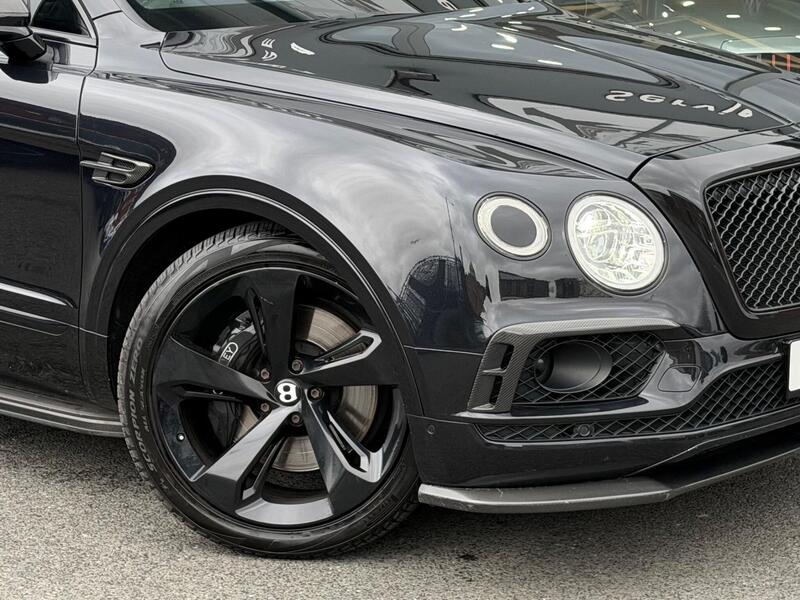Bentley Bentayga view 2