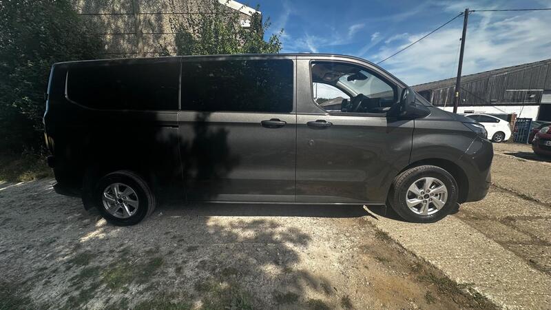 2026 Ford Transit Custom — photo 10