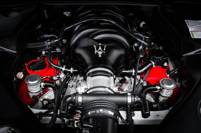 Maserati Grancabrio view 6