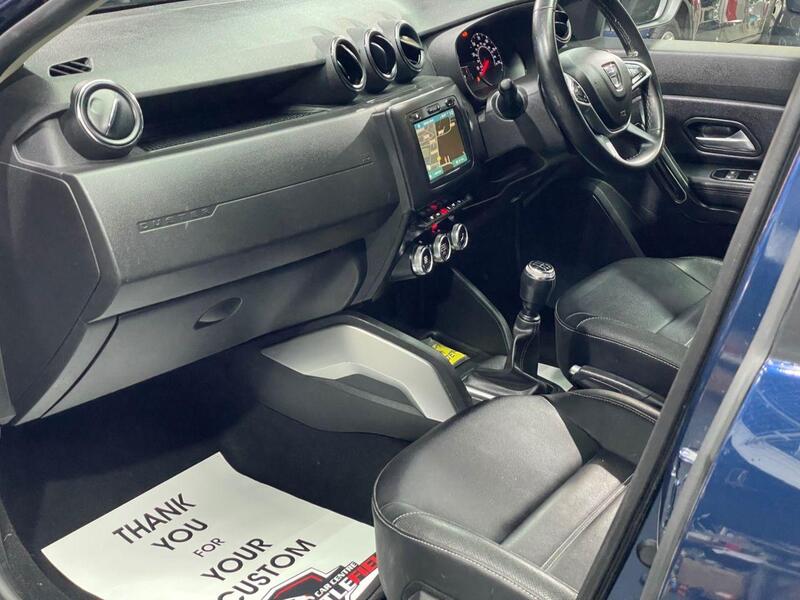Dacia Duster view 10