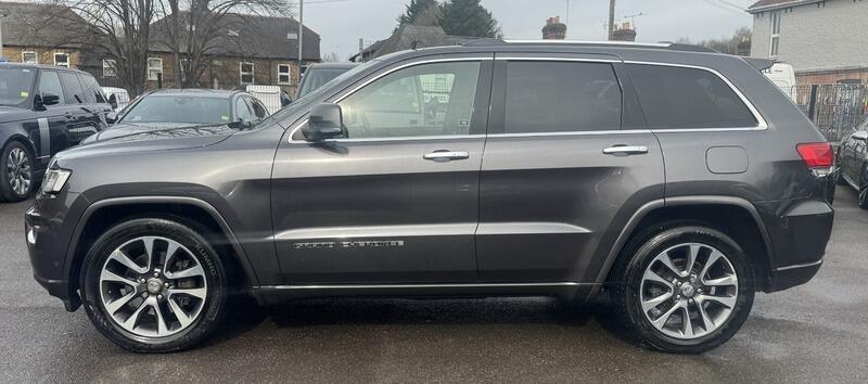 Jeep Grand Cherokee view 2