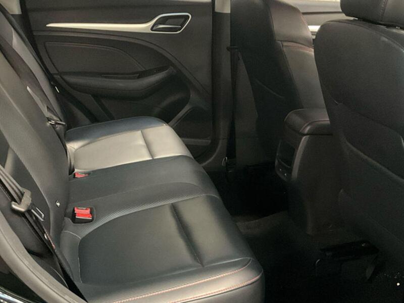 MG ZS view 7