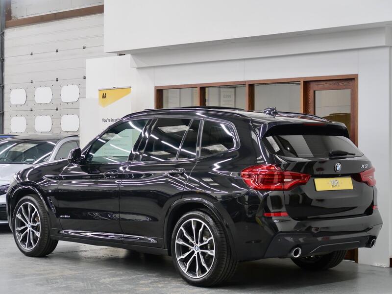 BMW X3 view 4