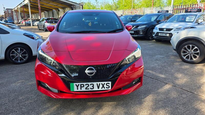 Nissan Leaf view 5