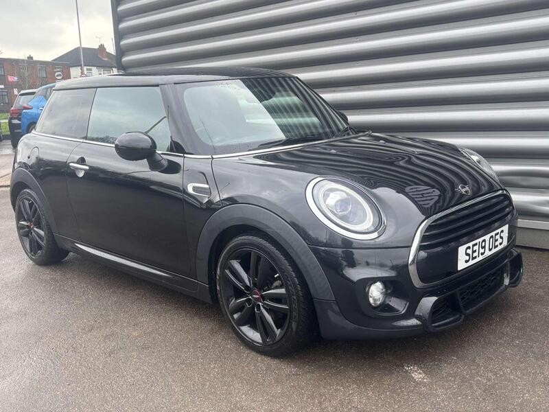 Mini Hatch view 5