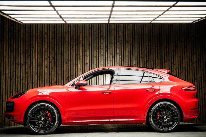 Porsche Cayenne view 7