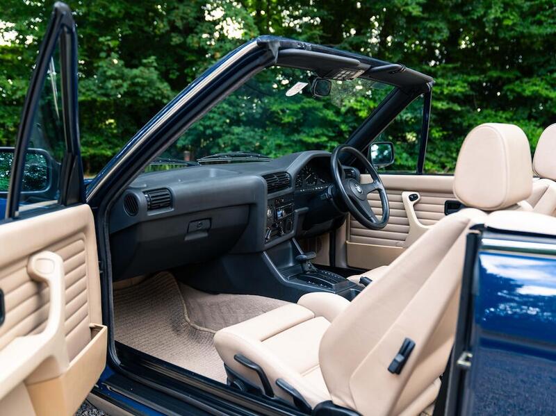 BMW 3 Series view 4