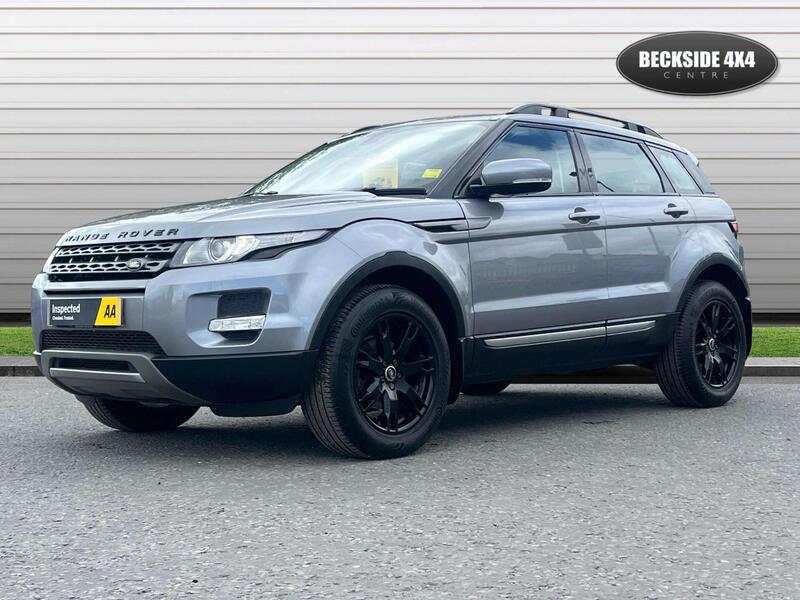Land Rover Range Rover Evoque view 4