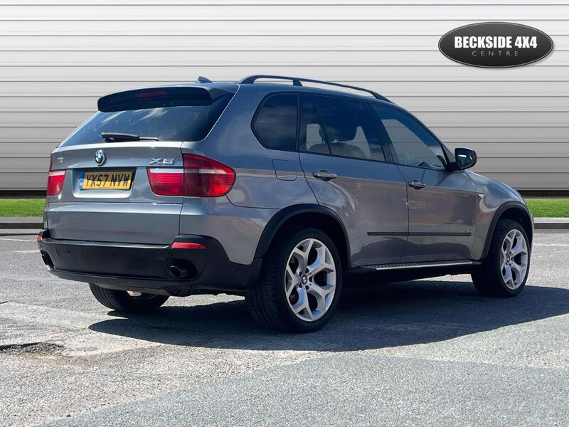 BMW X5 BMW X5 view 3