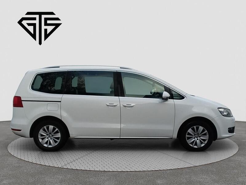 Volkswagen Sharan view 2