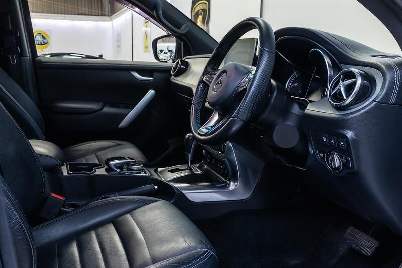 Mercedes-Benz X Class view 7