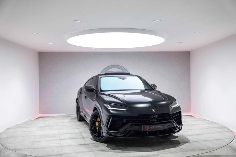 Lamborghini Urus view 2
