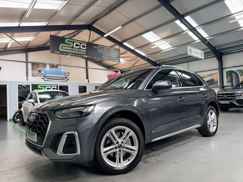 Audi Q5 view 7