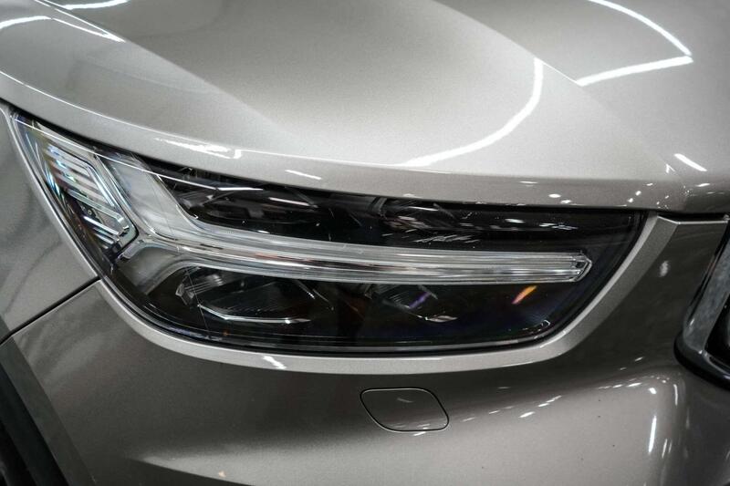 Volvo XC40 view 6
