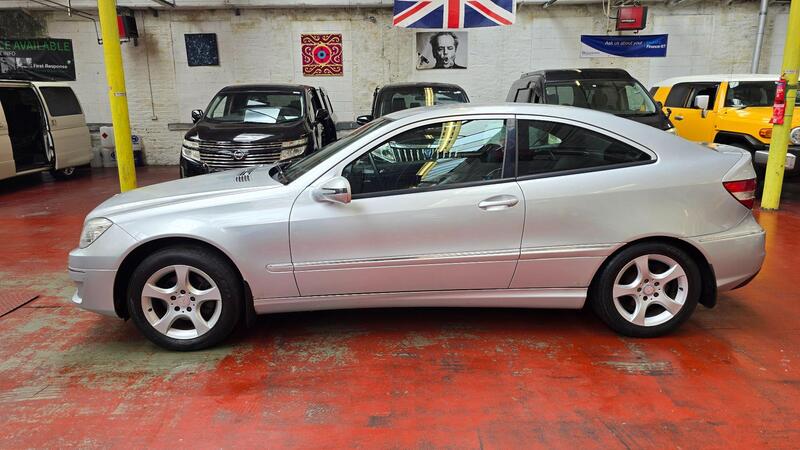 Mercedes-Benz CLC view 4
