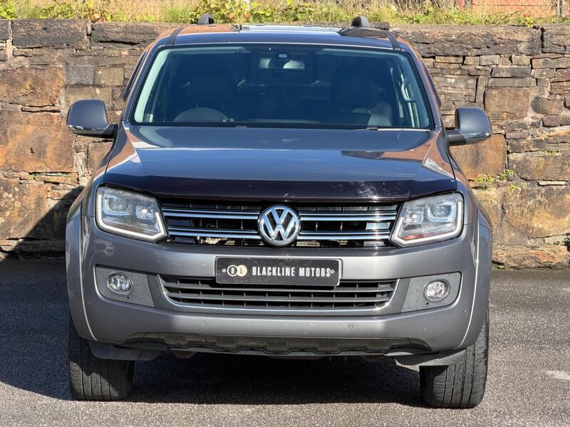 Volkswagen Amarok view 2
